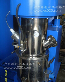 電動真空立式攪拌機(jī)實(shí)現(xiàn)配合之間的“零間隙”